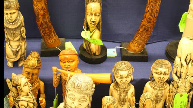 beschlagnahmte Elfenbeinfiguren