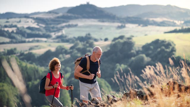 Pärchen beim Wandern